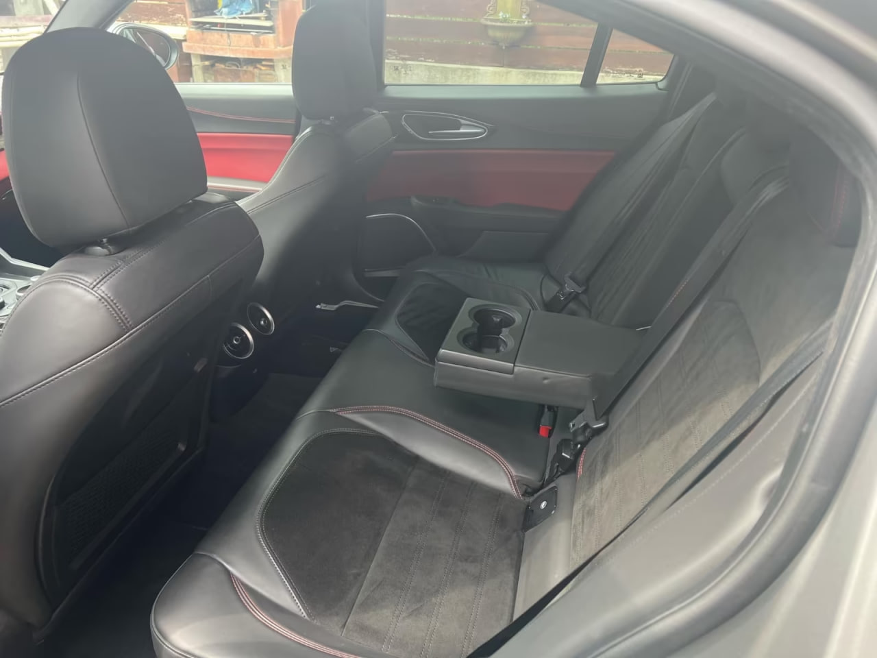 Alfa Romeo Giulia Quadrifoglio 6